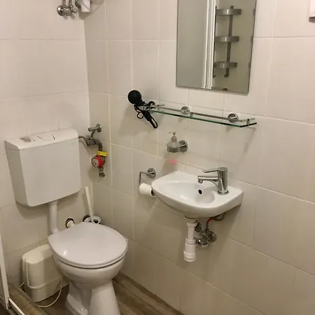 Apartment - Quiet - Ruin Pubs - New Design - Ac - 3 *