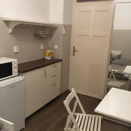 - Quiet - Ruin Pubs - New Design - Ac - 3 * בודפשט